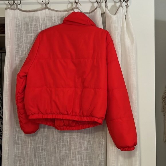 Wild fable red puffer jacket size small worn once - Picture 2 of 2